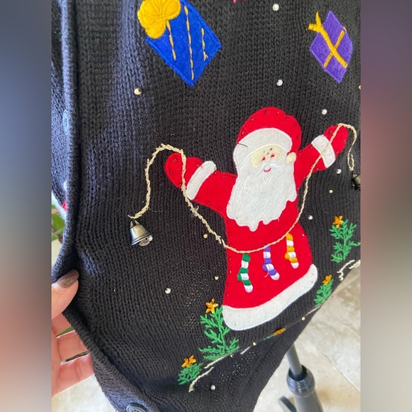Vintage Bobbie Brooks Festive Christmas Sweater Vest Size 18W/20W Embroidered - Picture 12 of 14